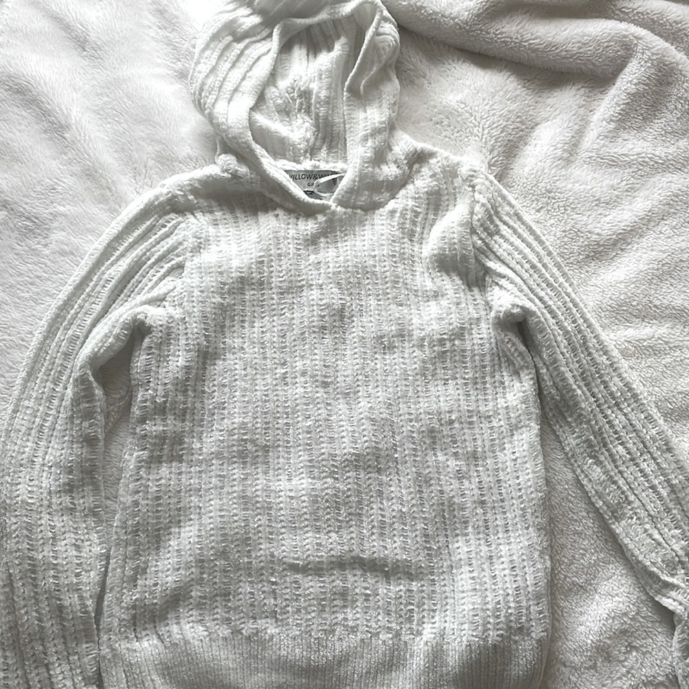 girls winter knit white hoodie